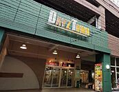 ショッピングセンター