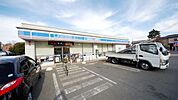 ローソン和光下新倉店 678m