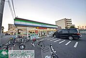 ファミリーマート東久留米所沢街道店 徒歩18分。コンビニ 1400m