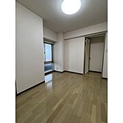 5.6帖洋室