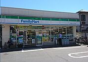 ファミリーマート 杉並堀ノ内三丁目店（125m）