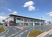 スーパー「ロピアゆめまち習志野台モール店まで810m」