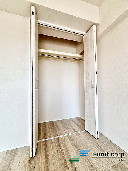 使いやすいようにラックやフックを付けても◎