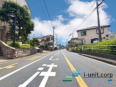 前面道路です。