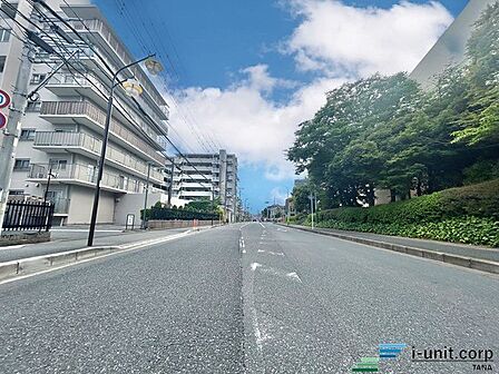 前面道路です。
