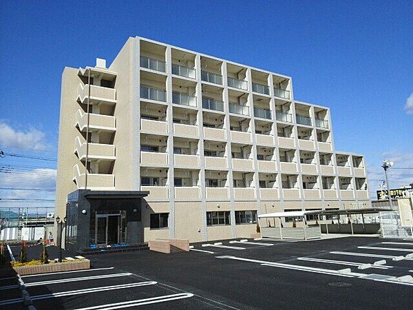 イースト アヴェニュー ｜栃木県宇都宮市上横田町(賃貸マンション2LDK・6階・61.52㎡)の写真 その1