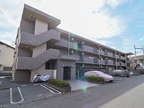 ラ・メール  ｜ 栃木県小山市西城南1丁目（賃貸マンション1LDK・2階・49.05㎡） その1