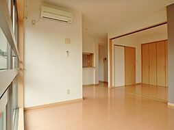 JR東北新幹線 宇都宮駅 バス17分 スーパーオータニ前下車 徒歩3分の賃貸マンション 1階2LDKのリビング/ダイニング