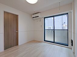 JR東北本線 間々田駅 バス13分 五科公民館前下車 徒歩5分の賃貸アパート 1階2LDKのリビング/ダイニング