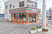 セブンイレブン宇都宮駅東口店 281m