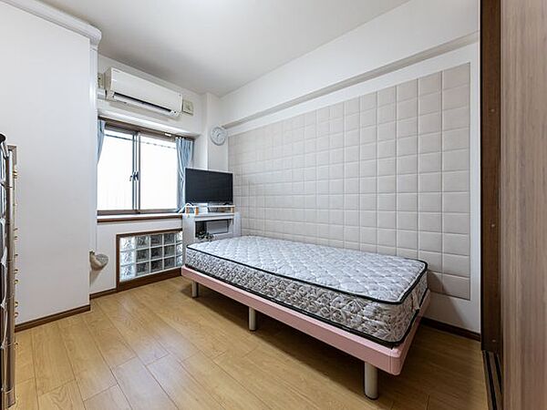 洋室を拡大表示