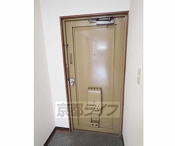 画像11:しっかりとしたドアです。