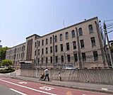 京都府警察本部まで502m 京都府警の中心。京都府警本部です。