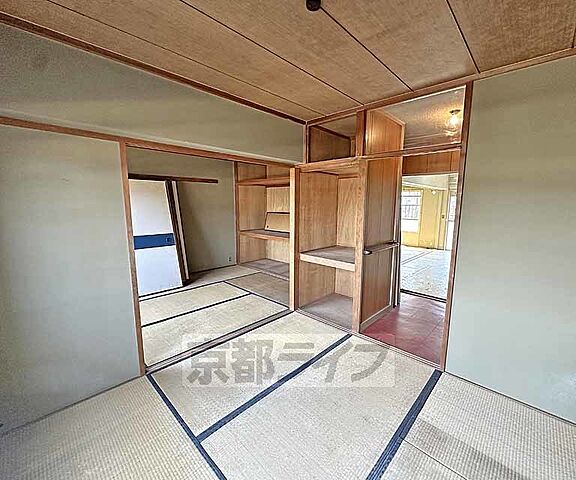 寝室
