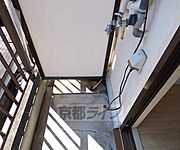 洗濯機はバルコニーです。