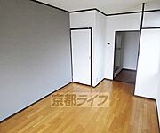 落ち着いた雰囲気のお部屋です
