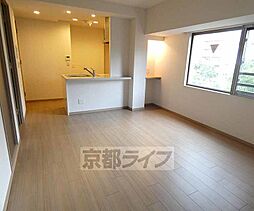 京都市営烏丸線 烏丸御池駅 徒歩3分の賃貸マンション 3階2LDKのリビング/ダイニング