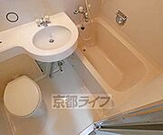 バスです。