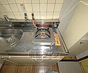 1口ガスコンロ備え付けです。