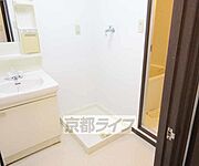 洗濯機はこちらに・