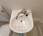 清潔感のある洗面所です。