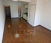 ひろーい室内です