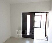 白基調のお部屋です
