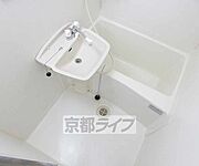ゆったりバスルームです