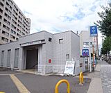 椥辻駅まで710m