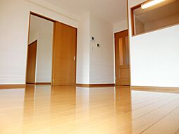 JR青梅線 拝島駅 徒歩15分の賃貸マンション 2階1SLDKのリビング/ダイニング