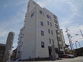 滋賀県大津市梅林２丁目（賃貸マンション1R・5階・24.36㎡） その1