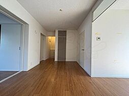 京阪京津線 四宮駅 徒歩5分の賃貸マンション 1階2LDKのリビング/ダイニング