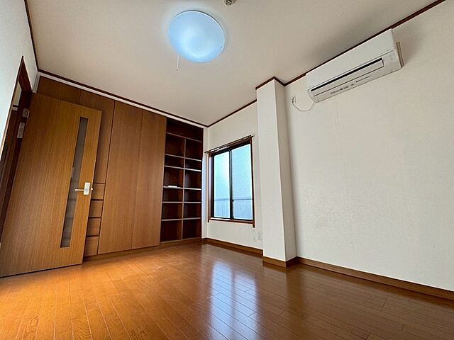 寝室