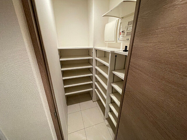 収納