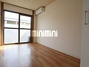 ※別のお部屋の参考写真です