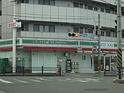 コンビニ「ストア100まで410m」