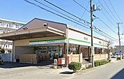 コンビニ「ファミリーマート厚木岡田団地店まで358m」