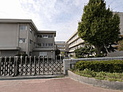 中学校「厚木市立相川中学校まで1737m」