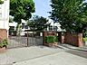 周辺：新宿区立四谷中学校 徒歩22分。 1740m