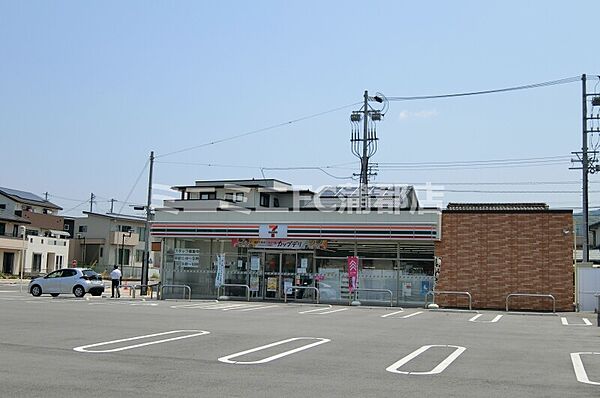 画像25:セブンイレブン幸田駅前店 423m