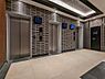 その他：1階エレベーターホール（エレベーター3基）