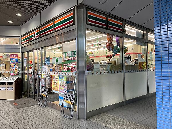 画像16:セブンイレブン 新高円寺駅前店（122m）