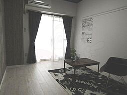 BASIC 2000 3階1Kのリビング/ダイニング