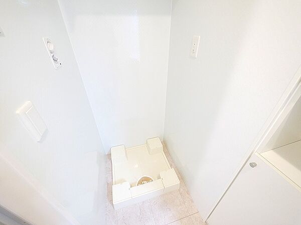 画像28:室内洗濯機置き場があります。