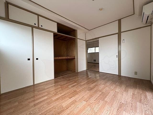寝室