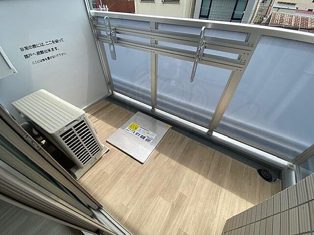 バルコニー