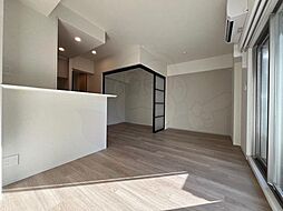 アーバネックス東梅田 10階2LDKのリビング/ダイニング