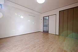 コムサデセジュールII 102 1階1Kのリビング/ダイニング