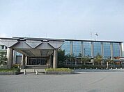 役所「津幡町役場まで1241ｍ」