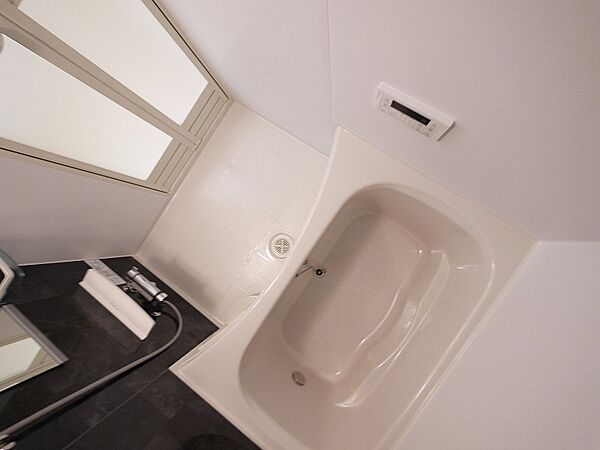 画像23:落ち着いた空間のお風呂です